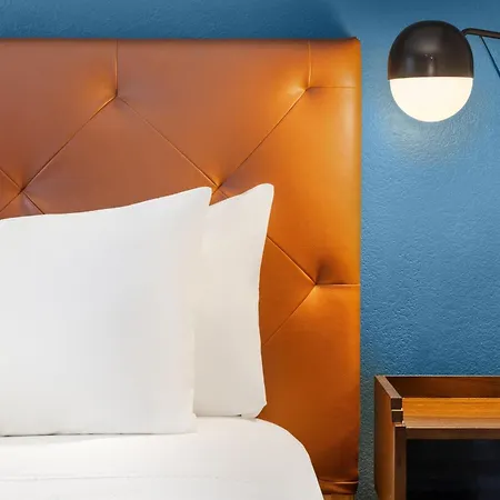 Four Points By Sheraton Greensboro Airport Hotel Exterior foto
