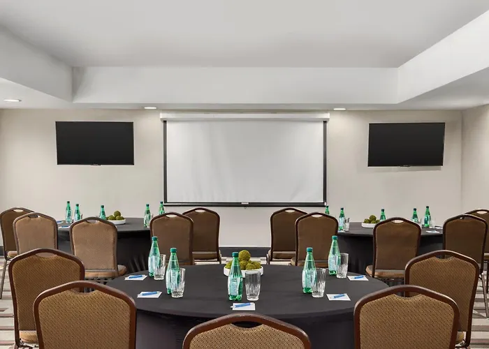 Four Points By Sheraton Greensboro Airport